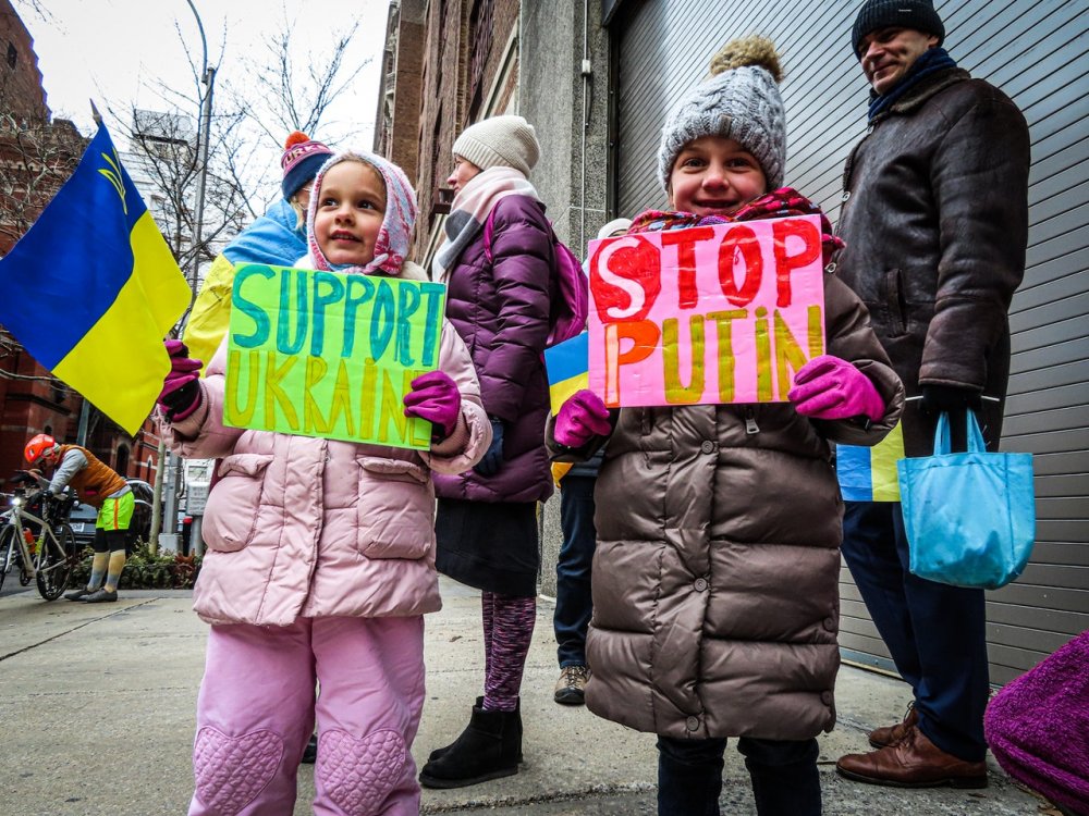 Ukraine Krieg Demonstration Kinder