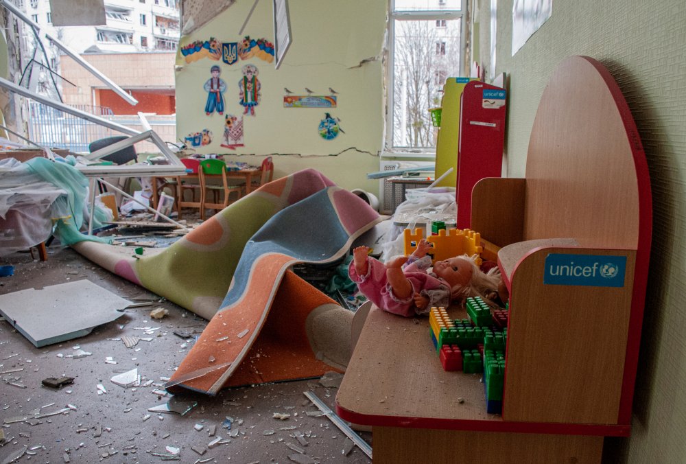 Ein Kindergarten in Charkiw nach Beschuss.